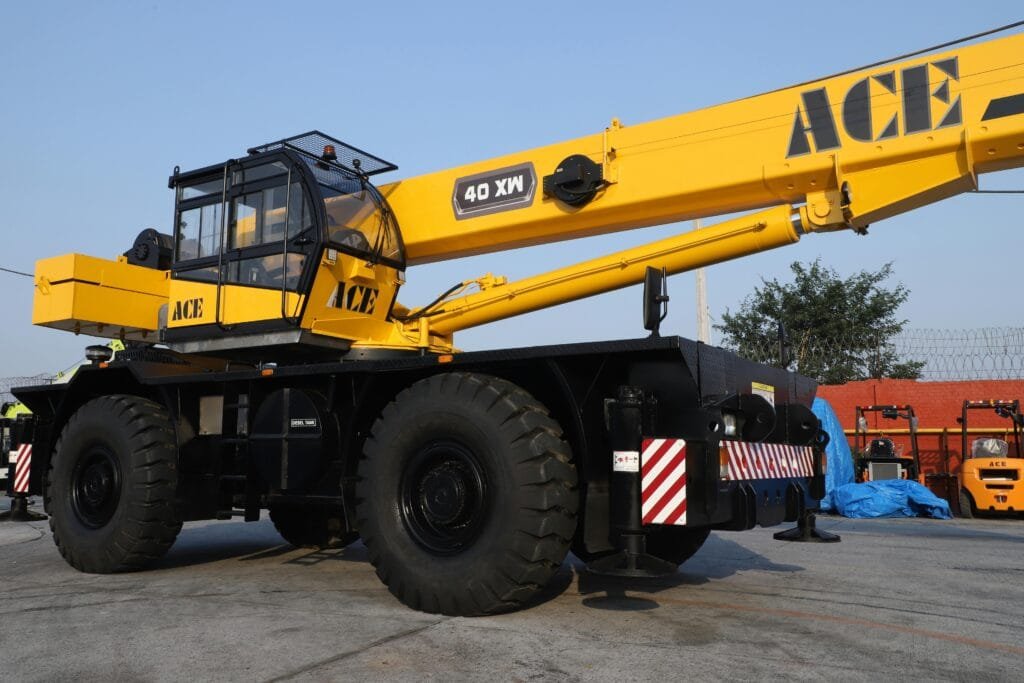 Free stock photo of 40 ton crane, 40 ton rough terrain crane, 40 ton truck crane